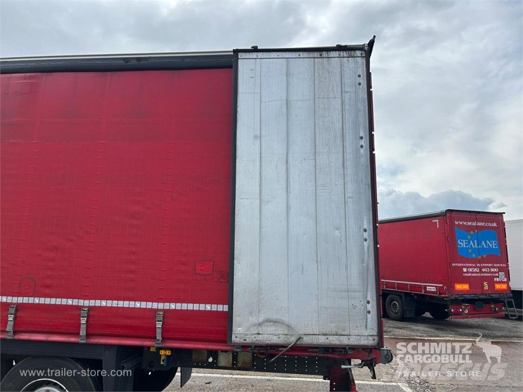 Schmitz Cargobull Curtainsider Standard Curtainsider semi-trailers