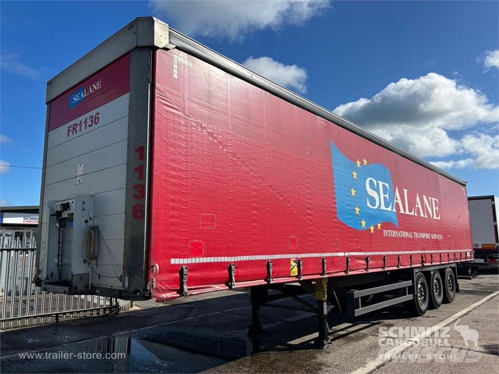 Schmitz Cargobull Curtainsider Standard Curtainsider semi-trailers