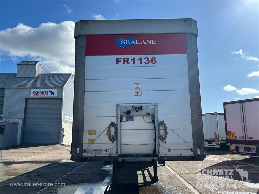 Schmitz Cargobull Curtainsider Standard Curtainsider semi-trailers