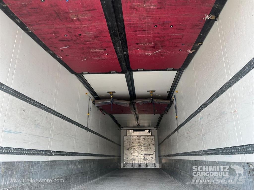 Schmitz Cargobull Reefer Multitemp Kühlauflieger