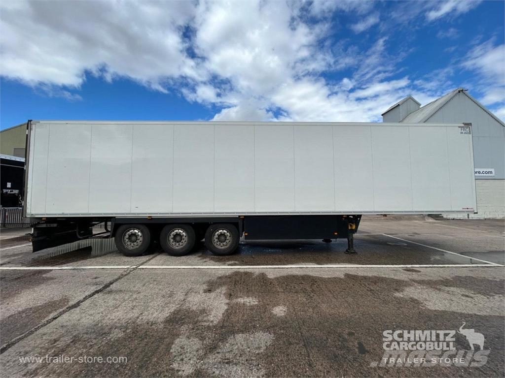 Schmitz Cargobull Reefer Multitemp Piekabes ar temperatūras kontroli