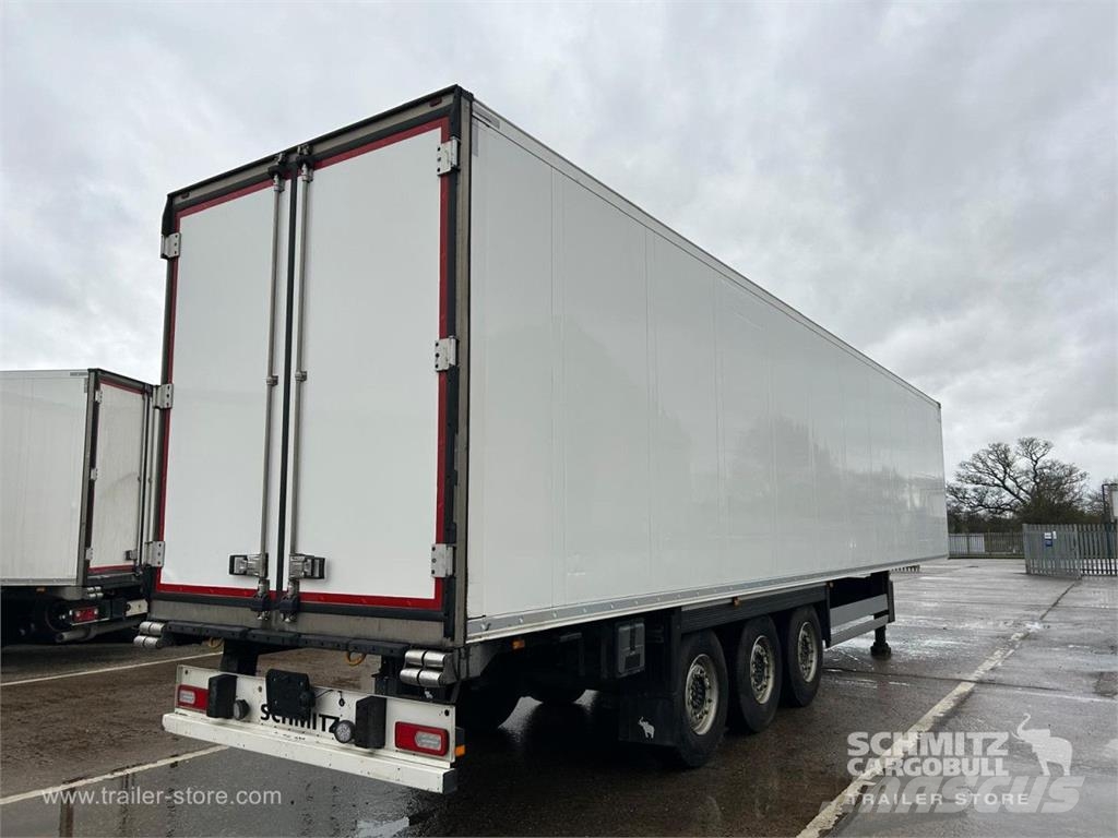 Schmitz Cargobull Reefer Multitemp Kühlauflieger