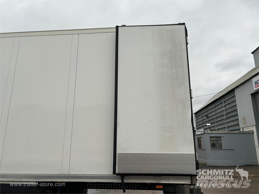 Schmitz Cargobull Reefer Multitemp Kühlauflieger