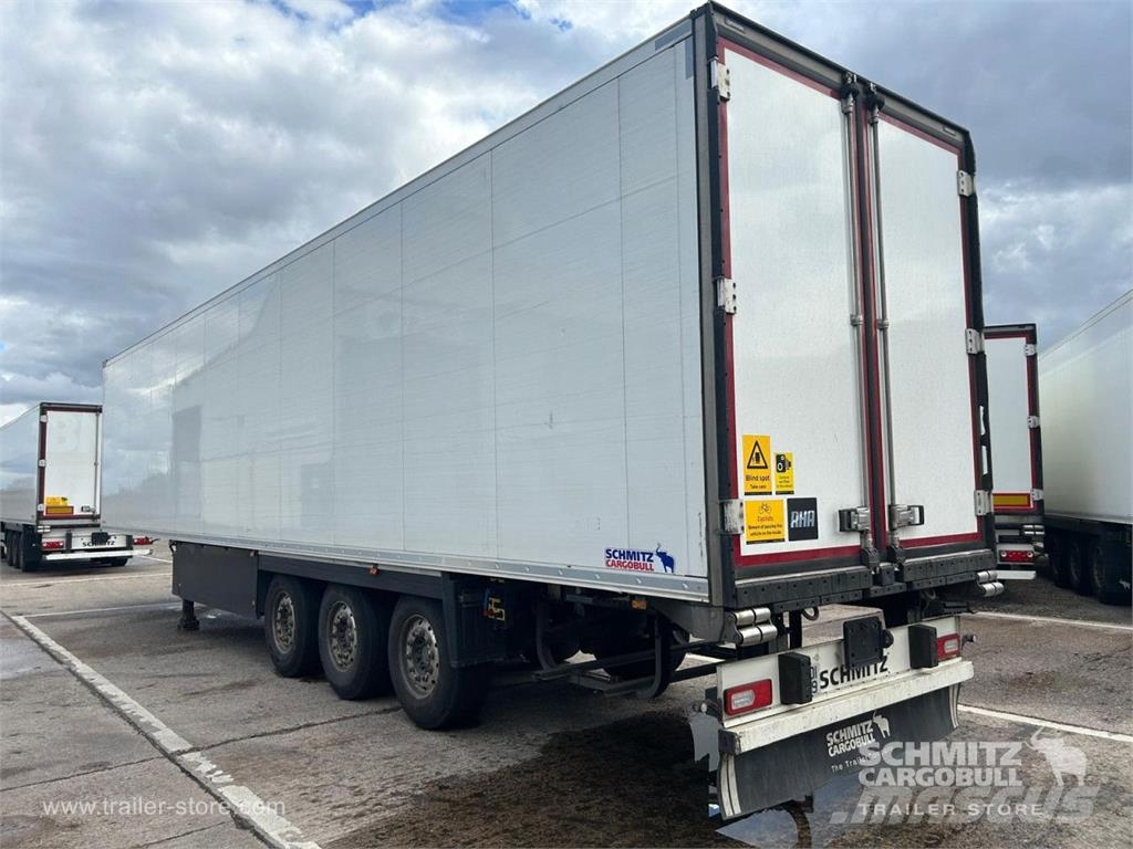 Schmitz Cargobull Reefer Multitemp Piekabes ar temperatūras kontroli