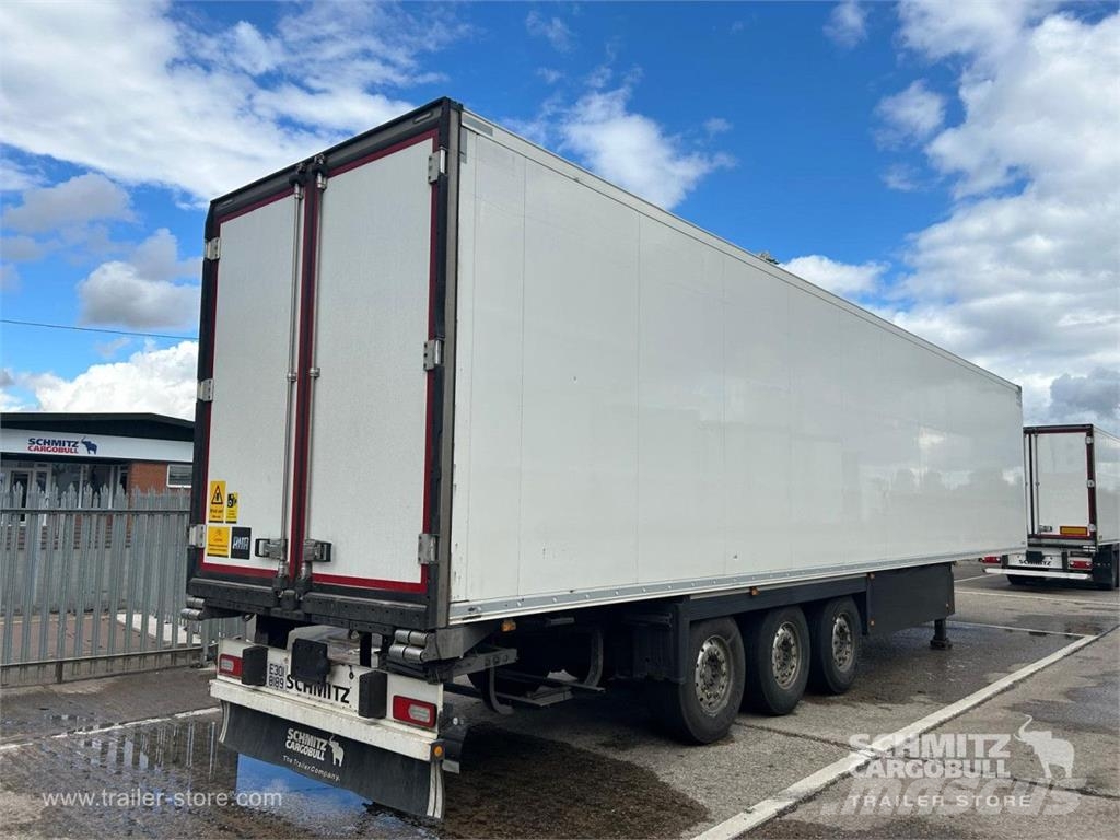 Schmitz Cargobull Reefer Multitemp Piekabes ar temperatūras kontroli