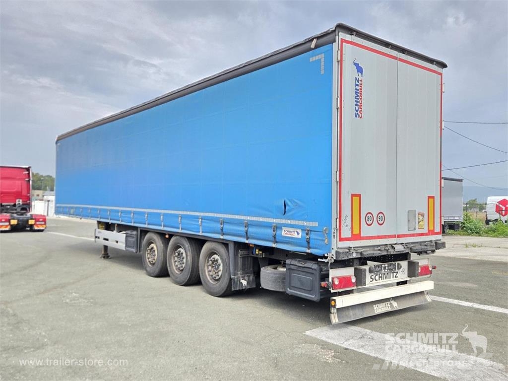 Schmitz Cargobull Curtainsider Standard 侧帘半挂车