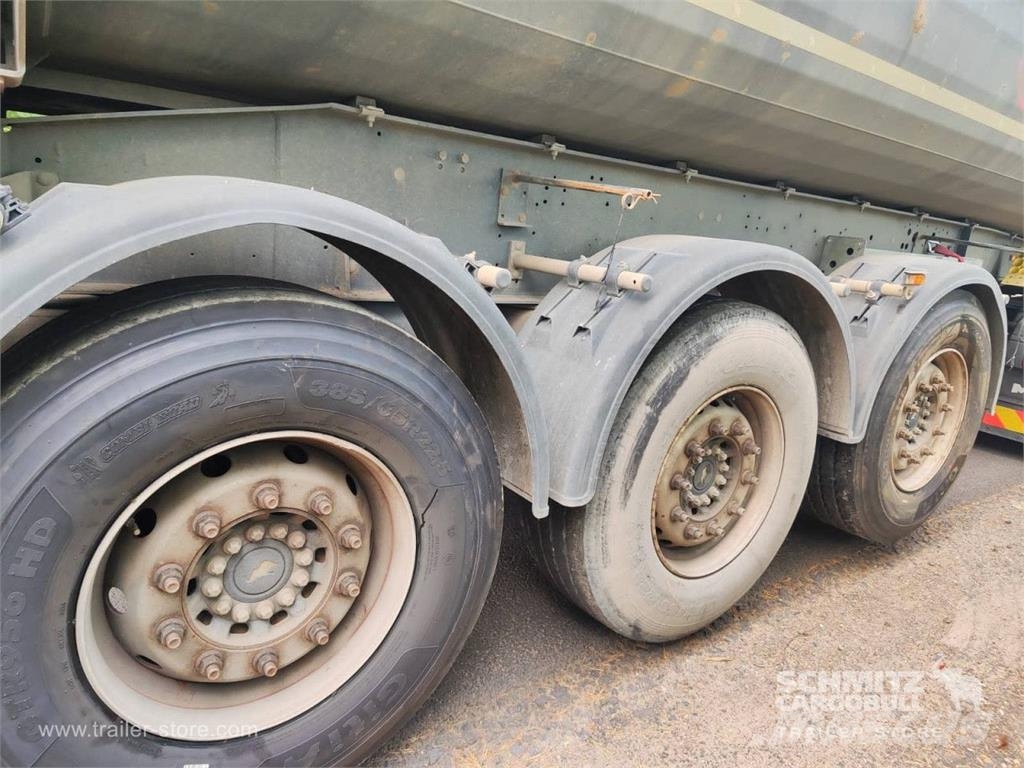 Schmitz Cargobull Tipper Steel half pipe body 25m³ Benne semi remorque