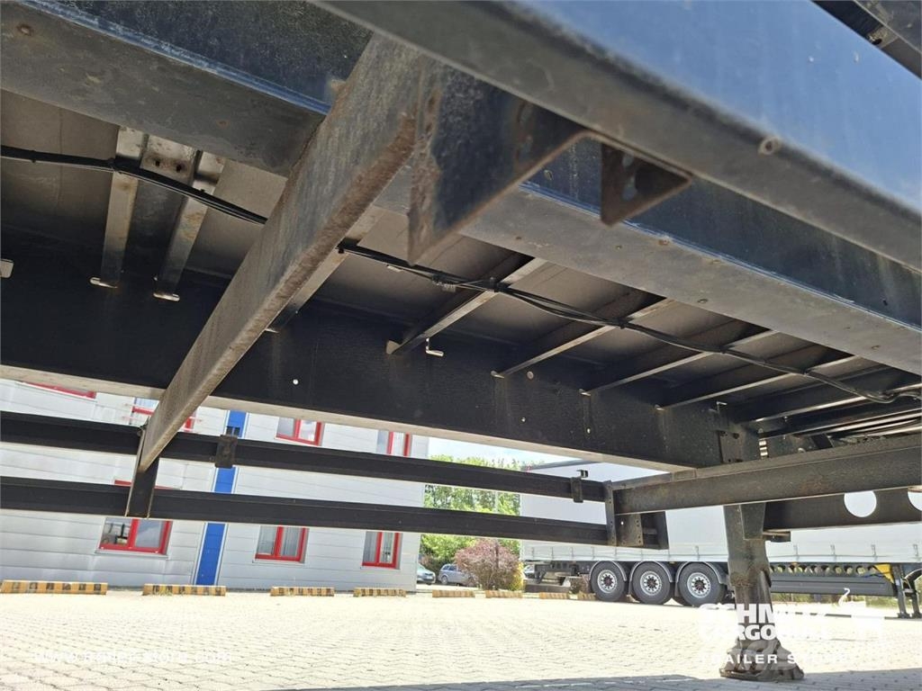 Kögel Curtainsider Mega Plachtové návěsy