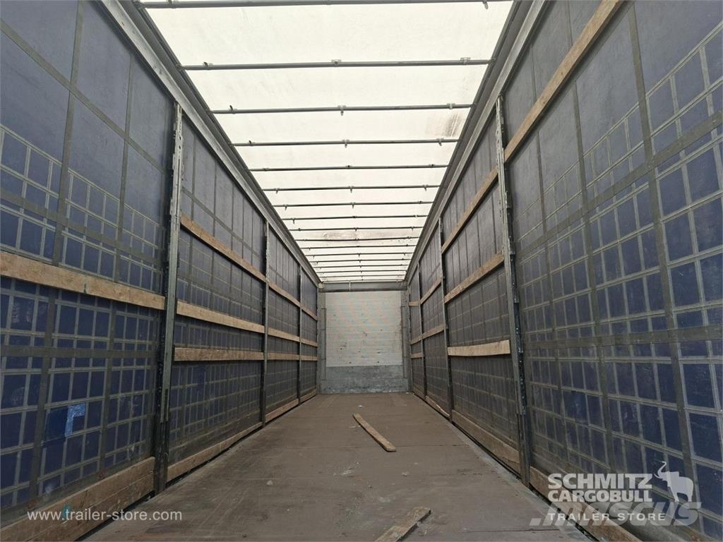 Schmitz Cargobull Curtainsider Mega 篷布半拖車