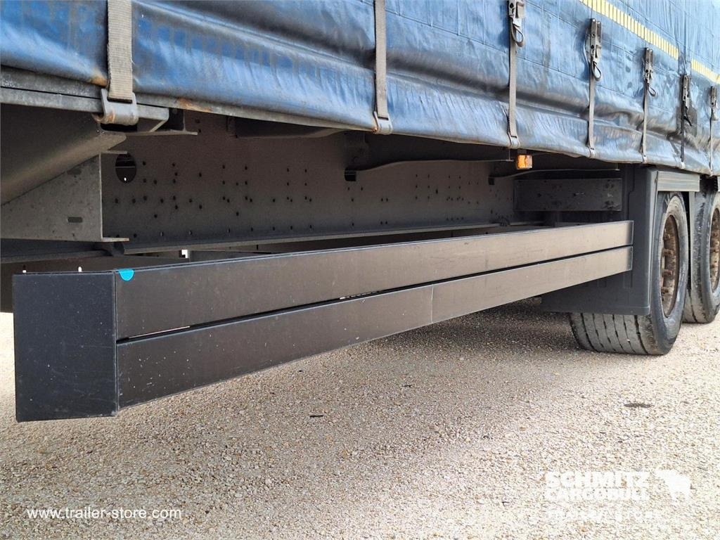 Schmitz Cargobull Curtainsider Mega Semirremolques de caja de lona