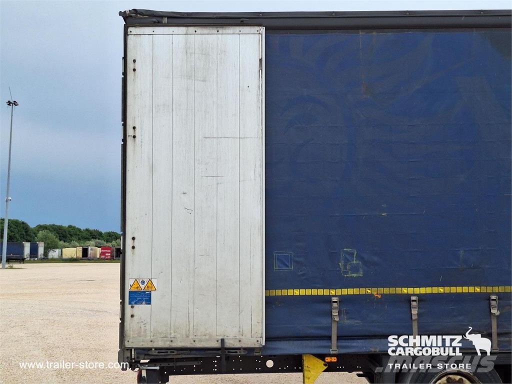 Schmitz Cargobull Curtainsider Mega Semirremolques de caja de lona