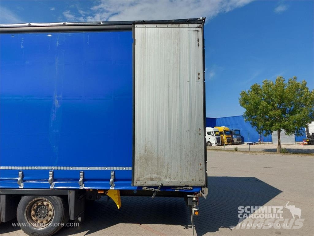 Schmitz Cargobull Curtainsider Mega Semirremolques con caja de lona