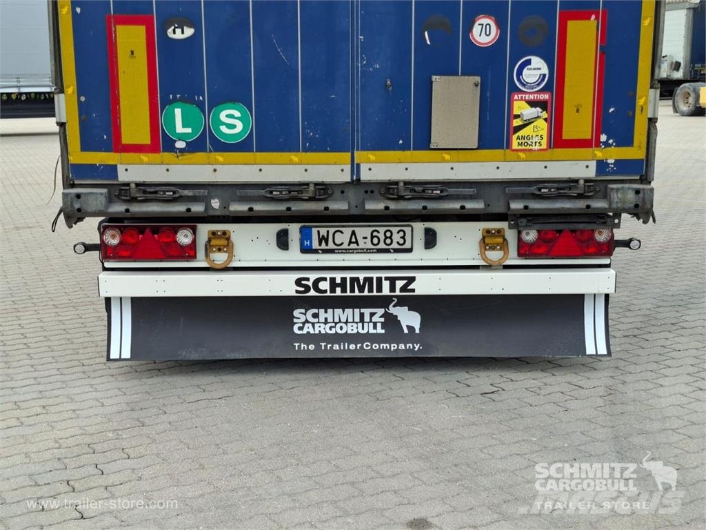 Schmitz Cargobull Curtainsider Mega Plachtové návesy