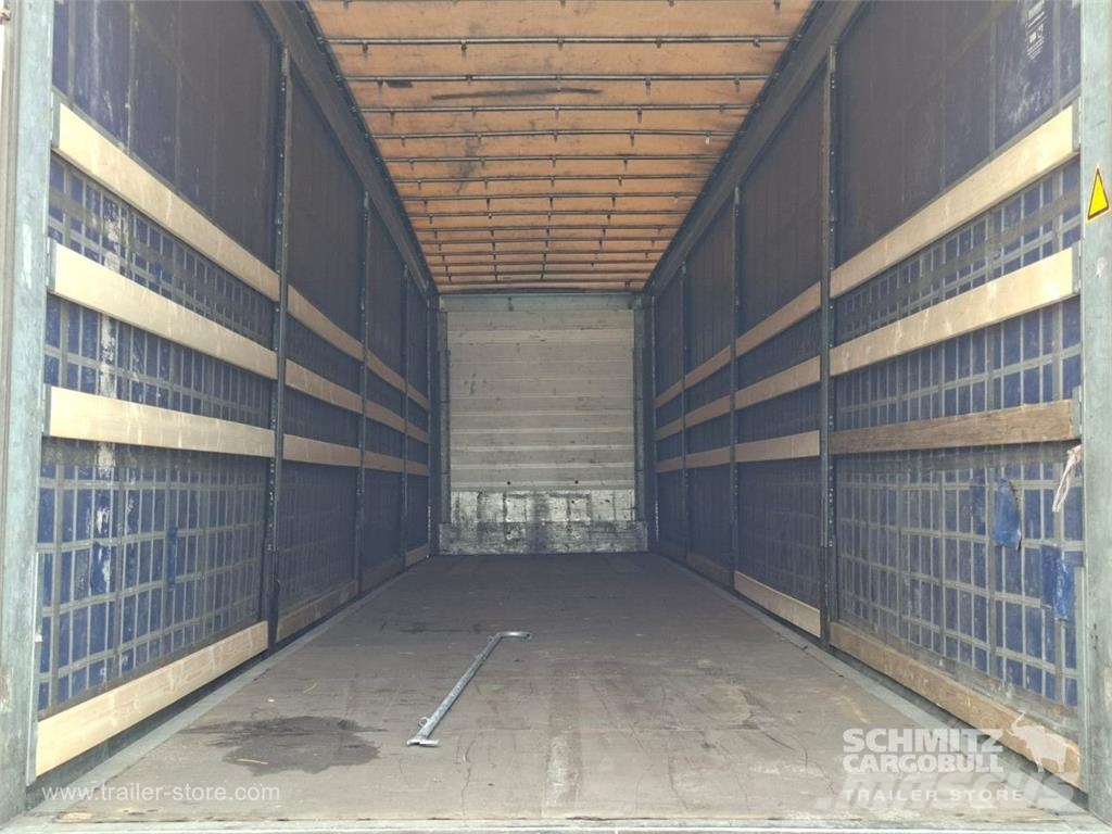 Schmitz Cargobull Curtainsider Mega Plachtové návesy