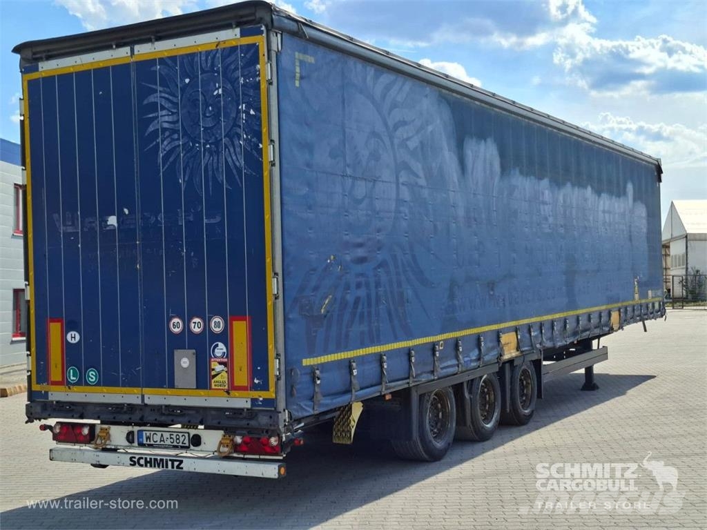 Schmitz Cargobull Curtainsider Mega Semirremolques de caja de lona