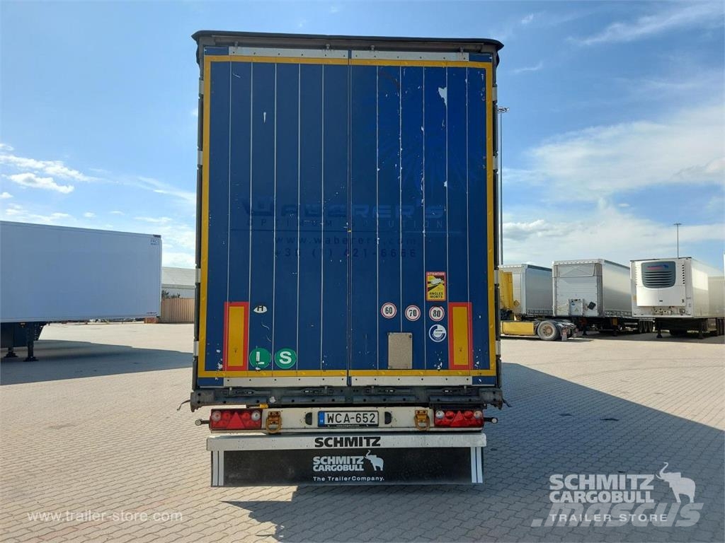 Schmitz Cargobull Curtainsider Mega Semirremolques de caja de lona