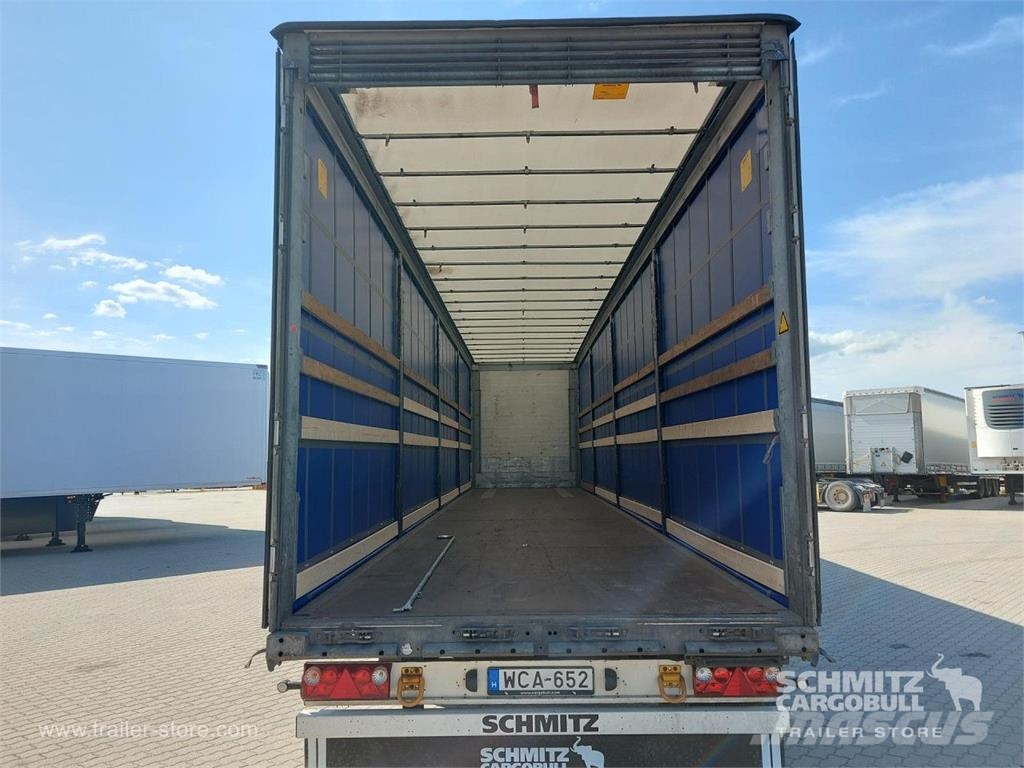 Schmitz Cargobull Curtainsider Mega Semirremolques de caja de lona