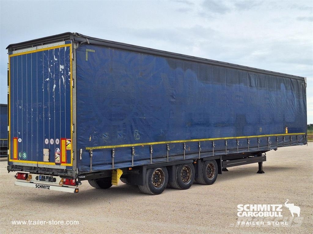 Schmitz Cargobull Curtainsider Mega Semirremolques de caja de lona