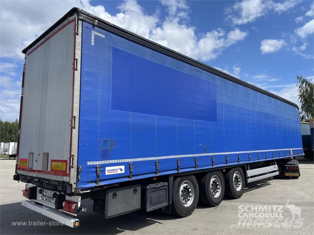 Schmitz Cargobull Curtainsider Standard نصف مقطورات بباب جانبي