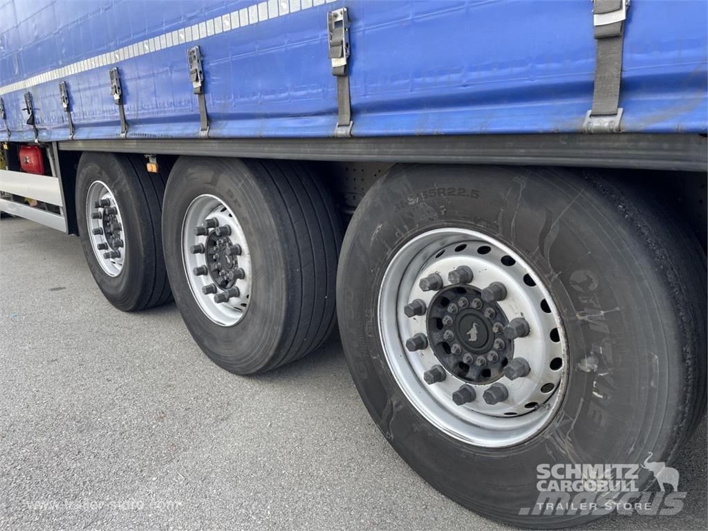 Schmitz Cargobull Curtainsider Standard نصف مقطورات بباب جانبي