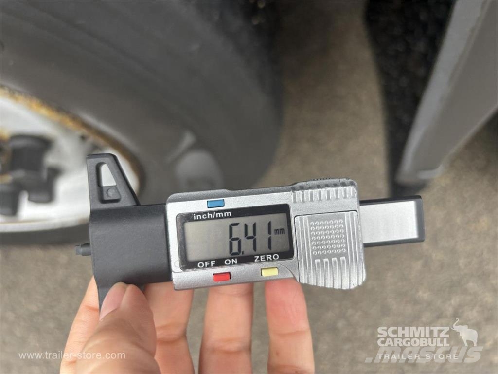 Schmitz Cargobull Reefer Meat hanging system Piekabes ar temperatūras kontroli