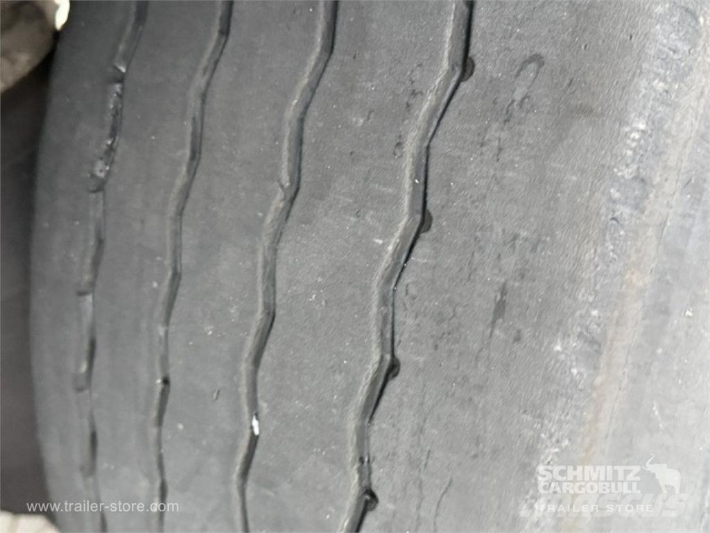 Schmitz Cargobull Curtainsider Standard نصف مقطورات بباب جانبي