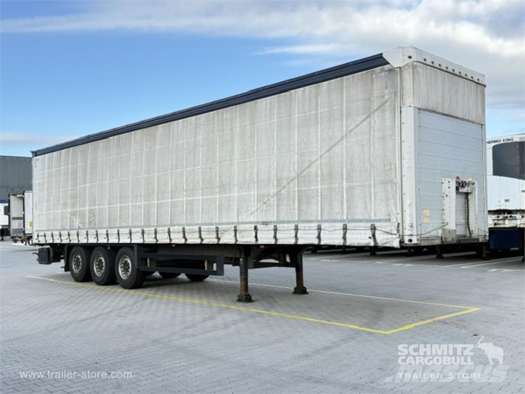 Schmitz Cargobull Curtainsider Standard نصف مقطورات بباب جانبي