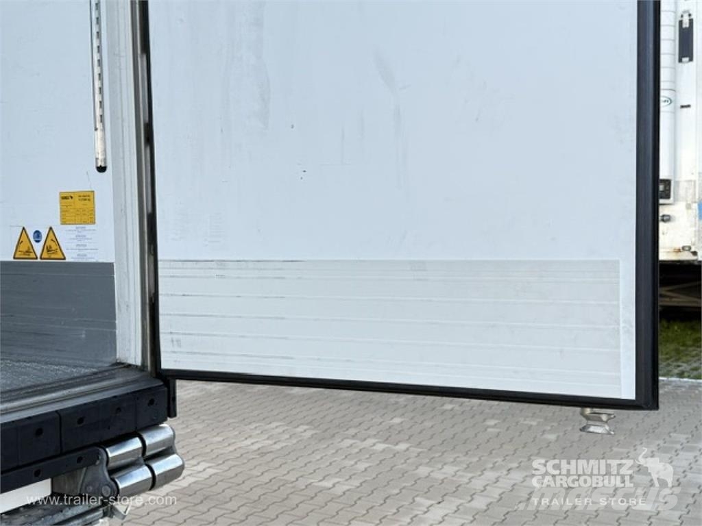 Schmitz Cargobull Reefer Multitemp Kühlauflieger