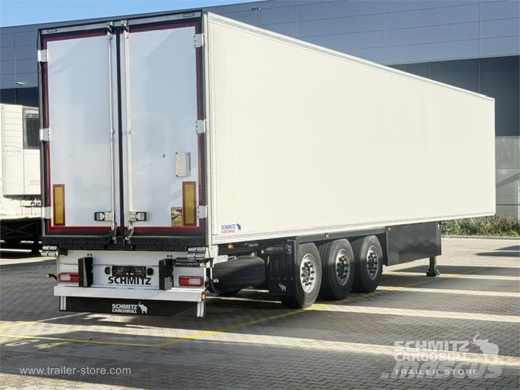 Schmitz Cargobull Reefer Multitemp Kühlauflieger