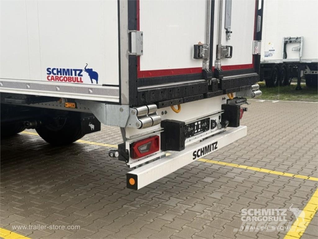 Schmitz Cargobull Reefer Multitemp Kühlauflieger