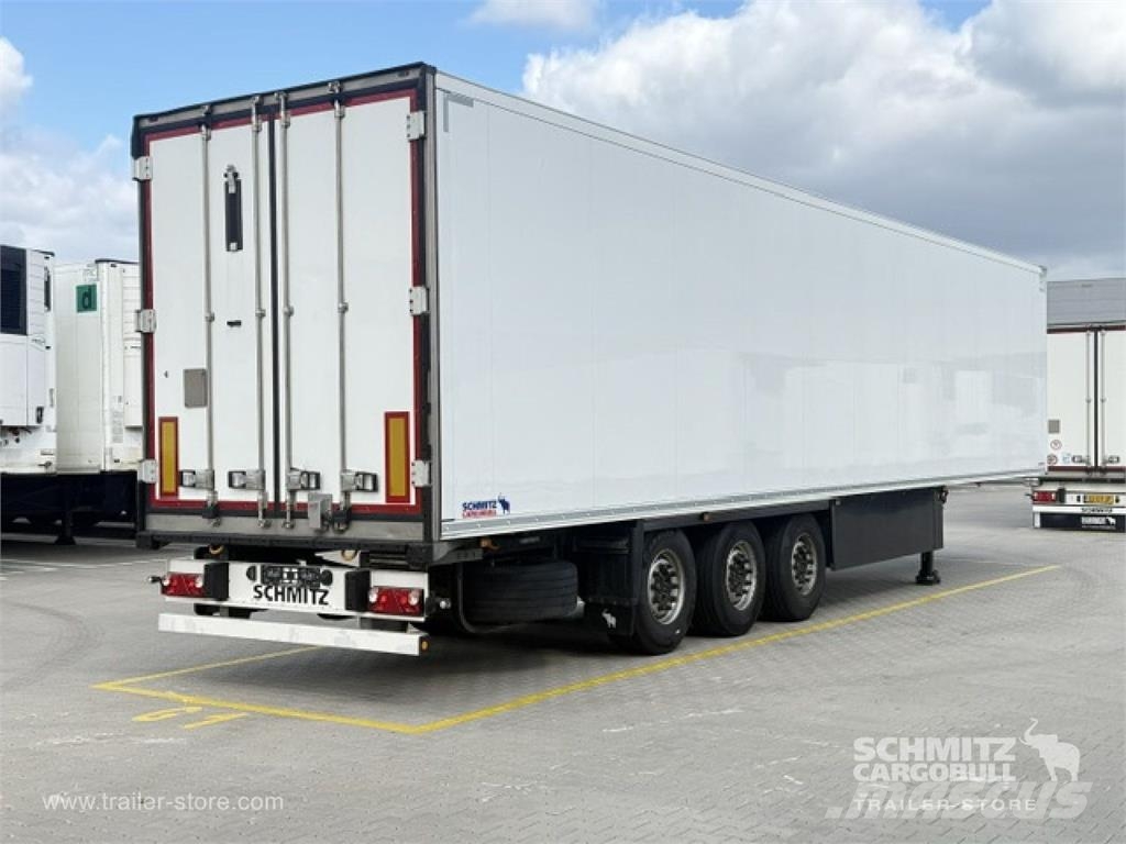 Schmitz Cargobull Reefer Standard Piekabes ar temperatūras kontroli