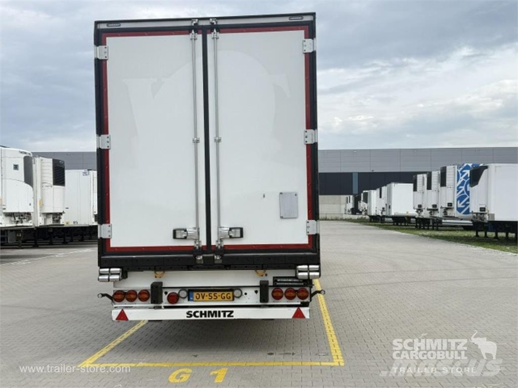 Schmitz Cargobull Reefer Standard Piekabes ar temperatūras kontroli