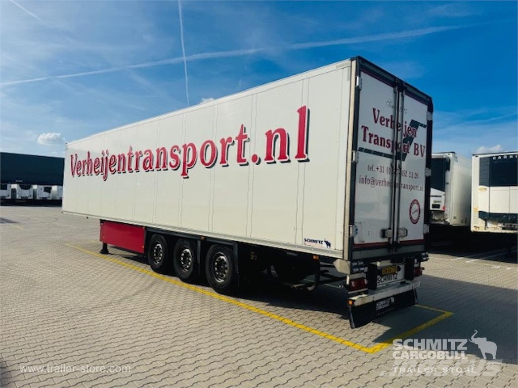 Schmitz Cargobull Reefer Standard Temperature controlled semi-trailers