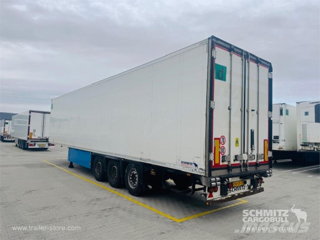 Schmitz Cargobull Reefer Standard Temperature controlled semi-trailers