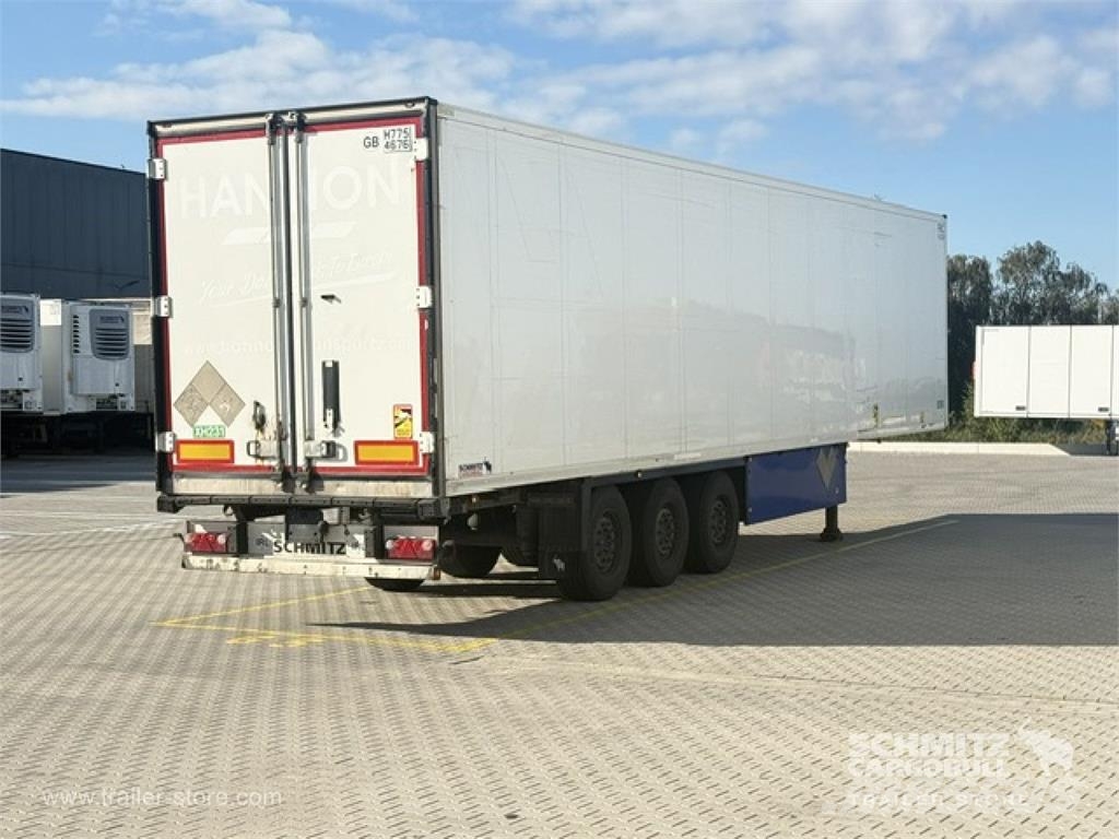 Schmitz Cargobull Reefer Standard Piekabes ar temperatūras kontroli
