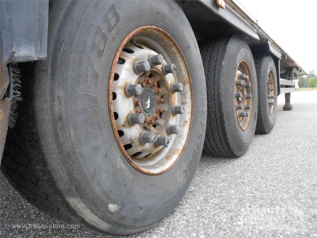 Schmitz Cargobull Reefer Standard Temperature controlled semi-trailers