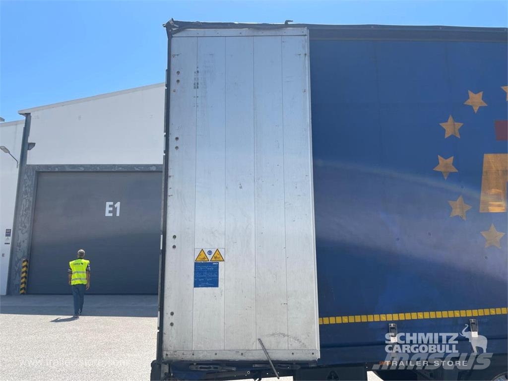 Schmitz Cargobull Curtainsider Mega نصف مقطورات بباب جانبي