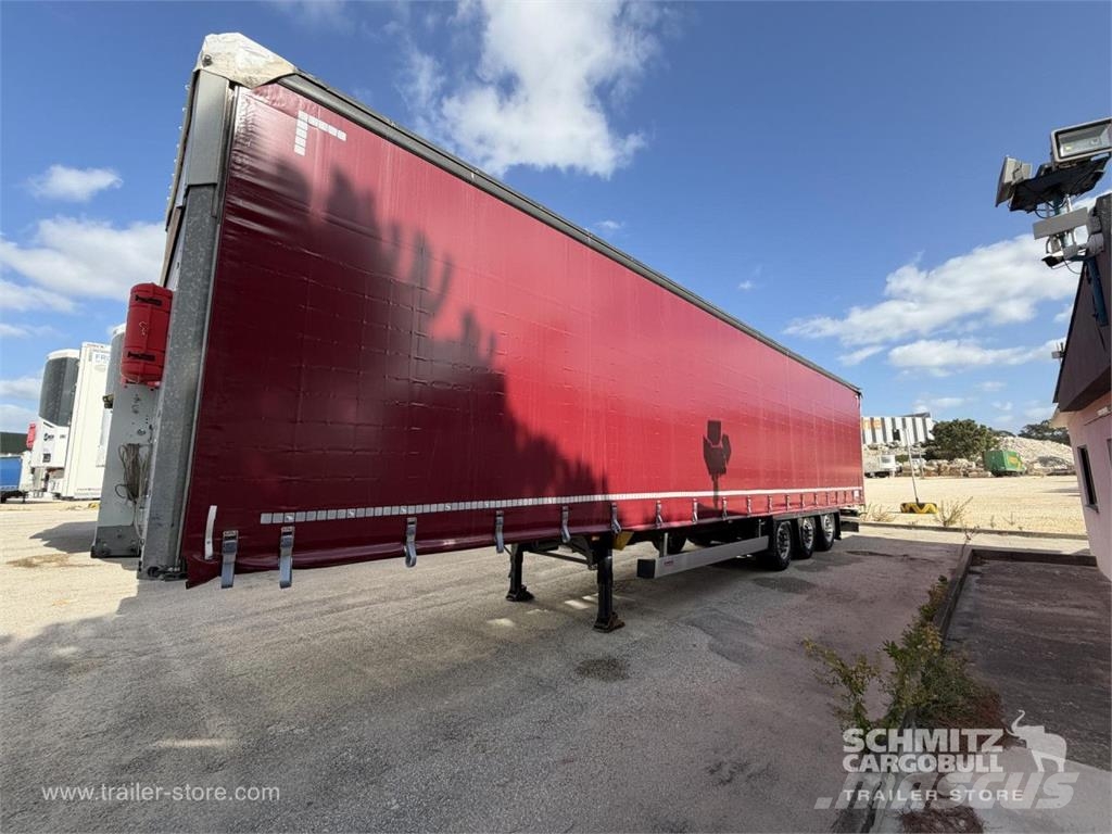 Schmitz Cargobull Curtainsider Mega Curtain sider semi-trailers