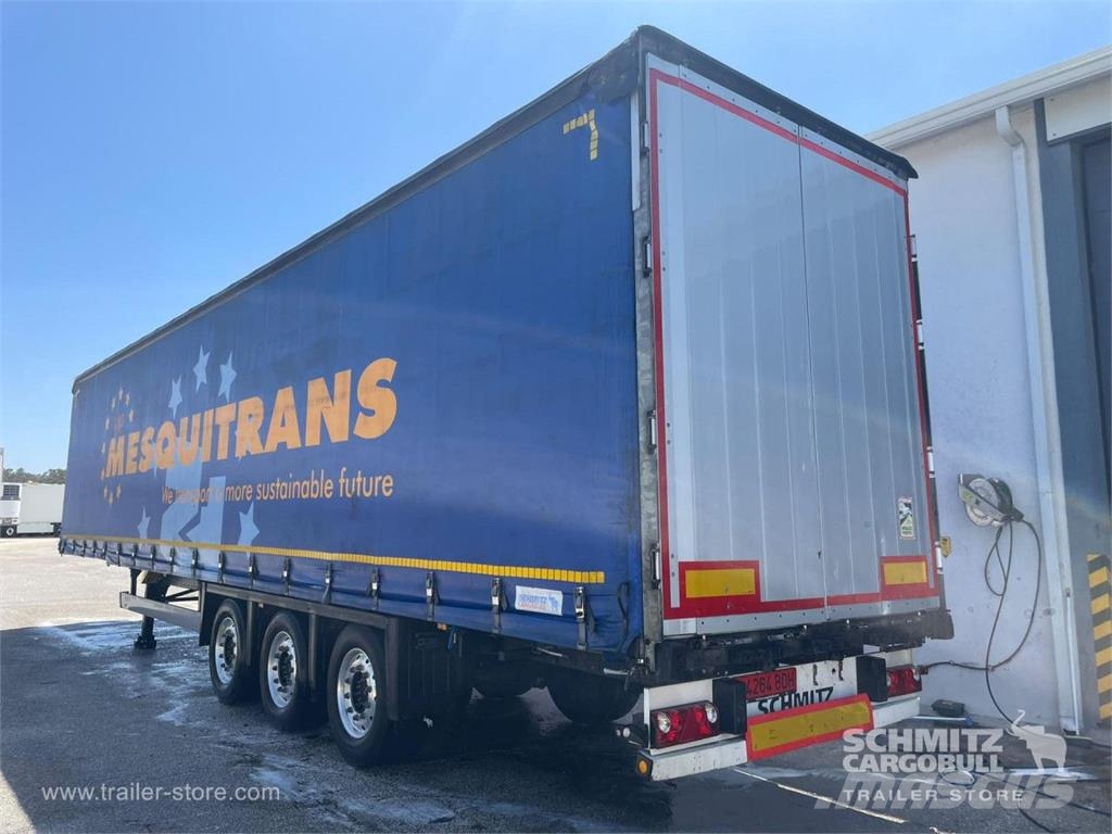 Schmitz Cargobull Curtainsider Mega نصف مقطورات بباب جانبي