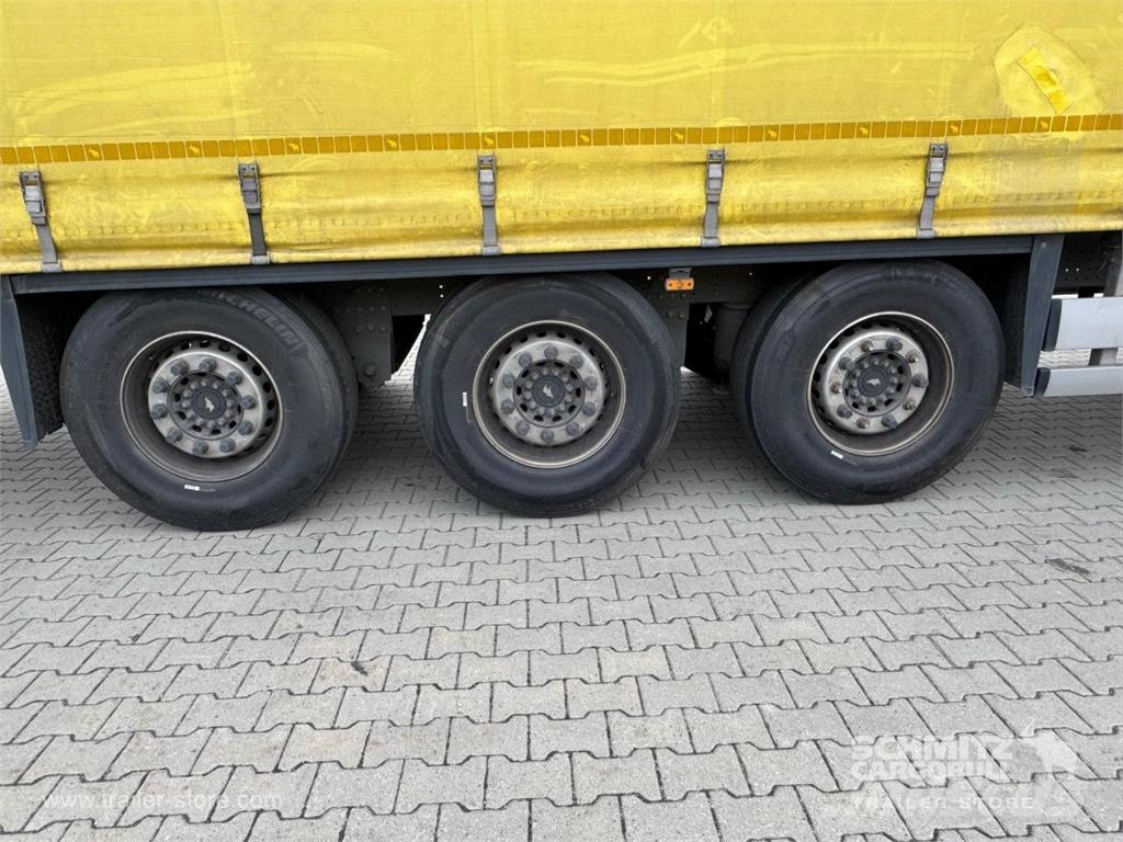 Schmitz Cargobull Curtainsider Standard Semirremolques con caja de lona