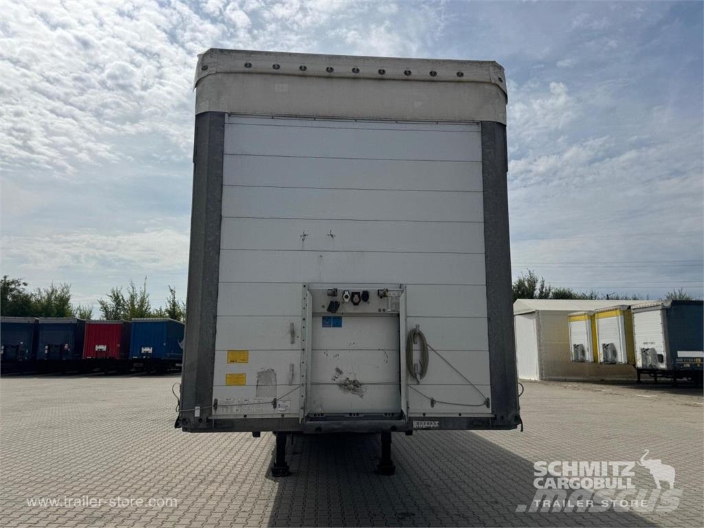 Schmitz Cargobull Curtainsider Standard Kapelltrailer