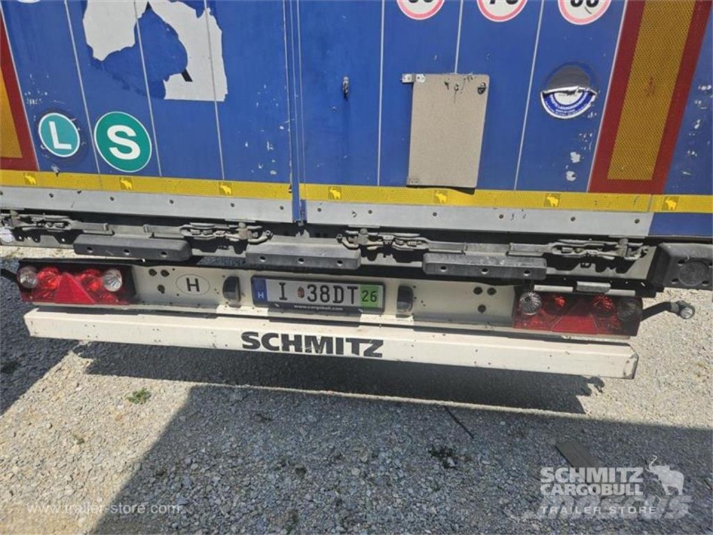 Schmitz Cargobull Curtainsider Mega Semirremolques con caja de lona