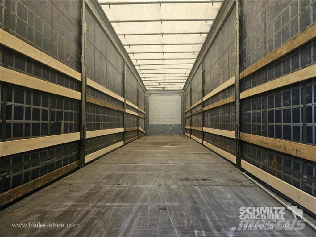 Schmitz Cargobull Curtainsider Mega Tents puspiekabes