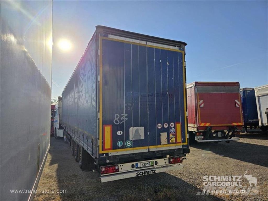 Schmitz Cargobull Curtainsider Mega Tents puspiekabes