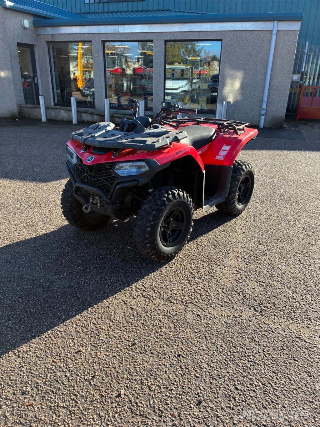 CF MOTO QUAD CFORCE 520 معدات البناء - غير ذلك