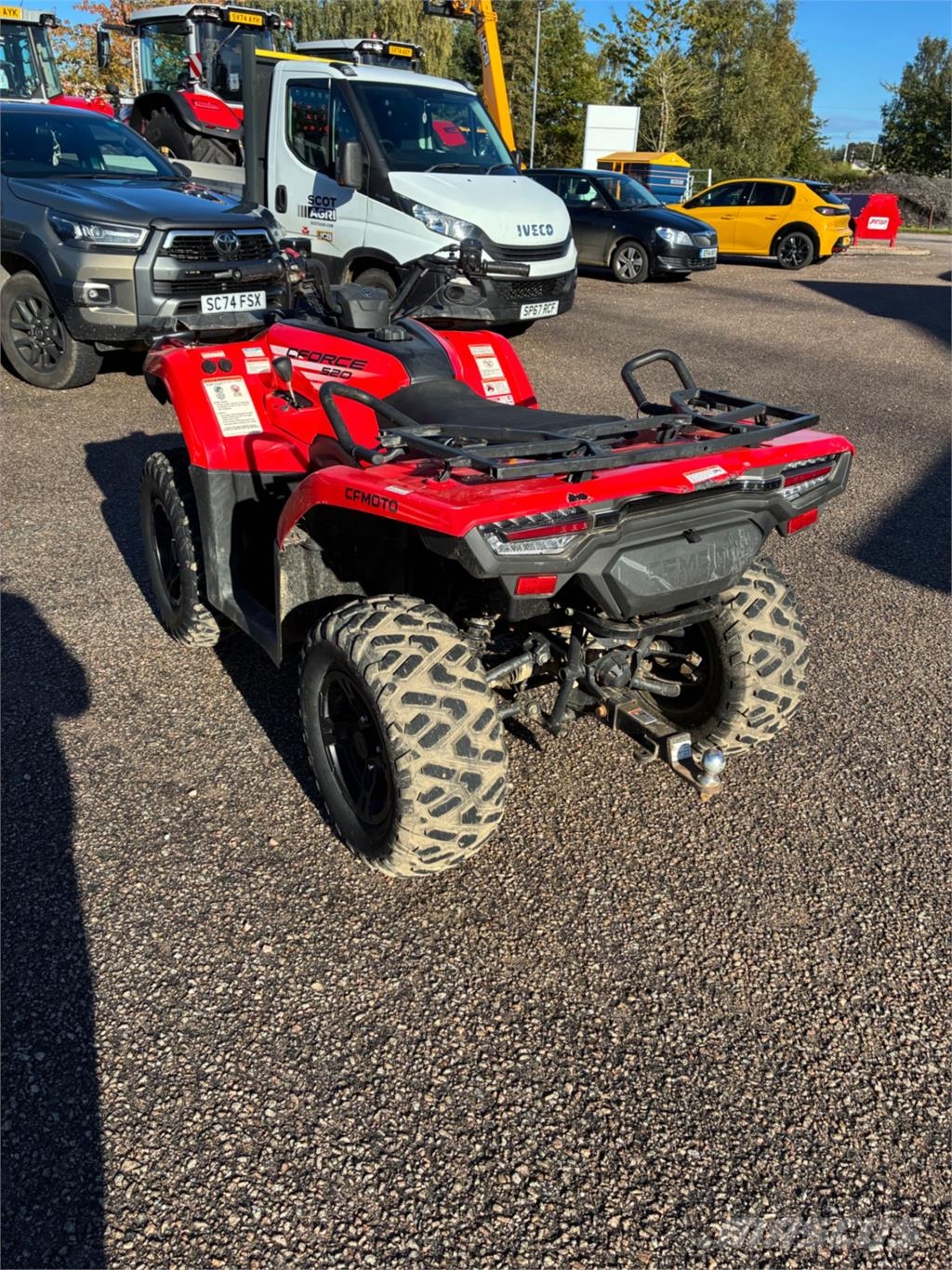 CF MOTO QUAD CFORCE 520 معدات البناء - غير ذلك