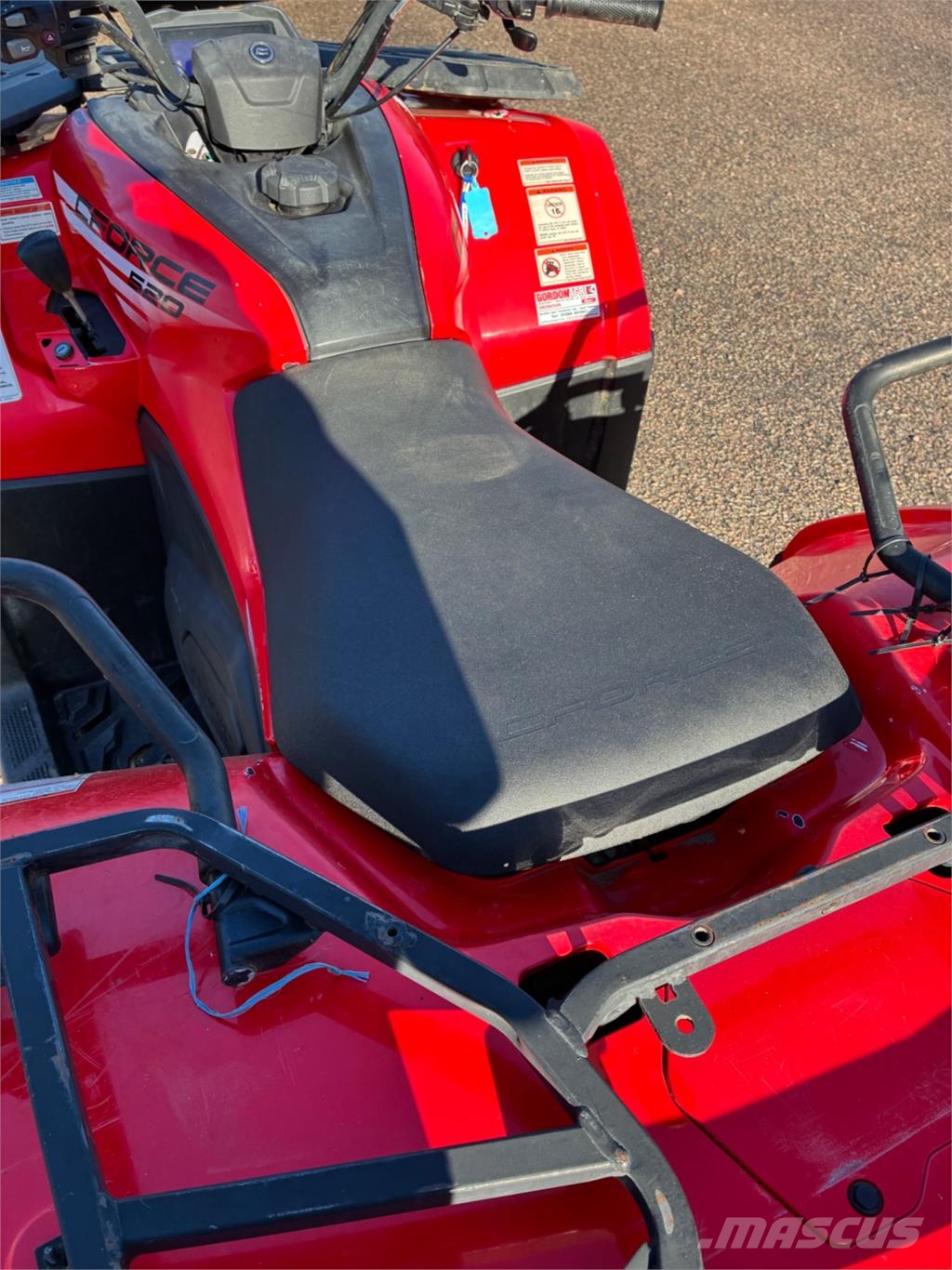 CF MOTO QUAD CFORCE 520 معدات البناء - غير ذلك