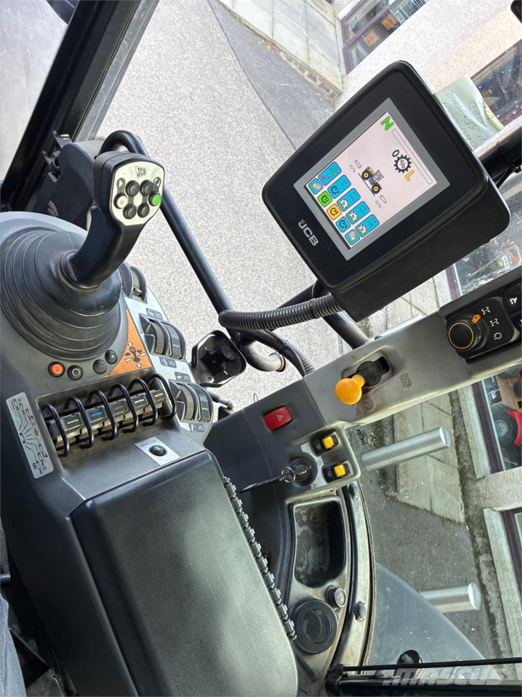 JCB 4220 FASTRAC ST5 Construção - Outros