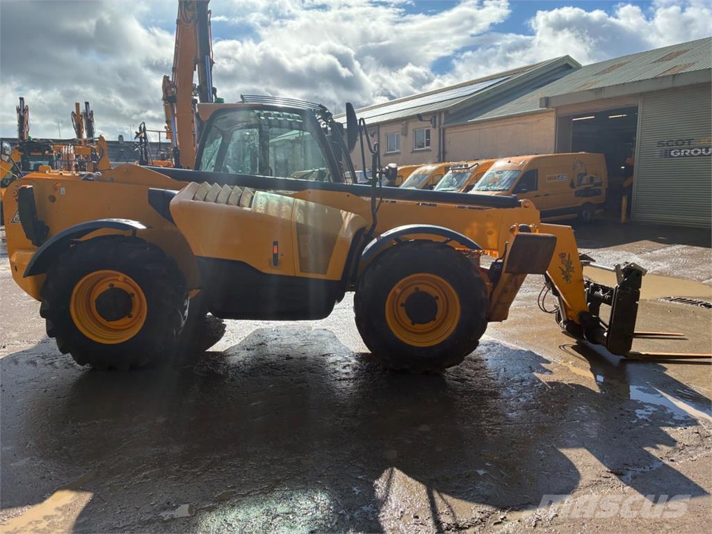 JCB 540-140 Sollevatori telescopici