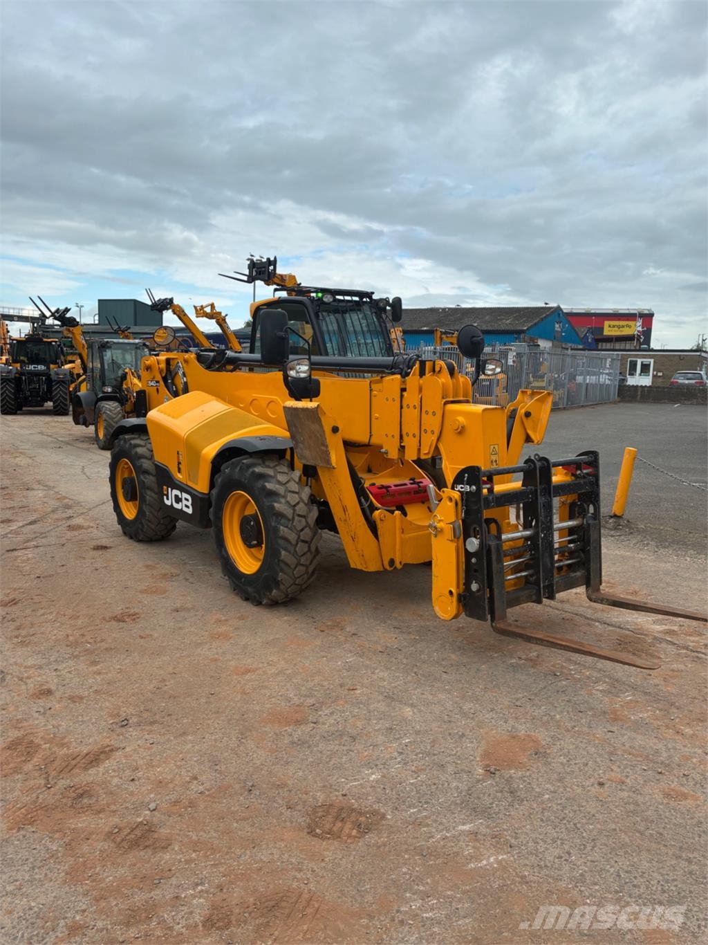 JCB 540-170 Teleskopiniai krautuvai